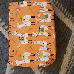 Large zipper pouch